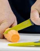 Colourworks Нож за белене на плодове/зеленчуци 9.5 см зелен -