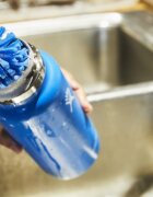 Hydro Flask Четка за почистване на термоизолационни бутилки Pacific -