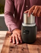 KitchenAid GO акумулаторна кафемелачка 113g с батерия Matte Black -