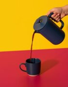 La Cafetiere Френска преса Cafetière керамика 1 л "Арецо" тъмносиня – La Cafeti