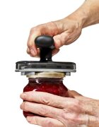 OXO Отварачка за буркани с основа "Good Grips" -