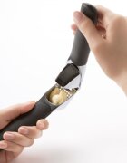 OXO Преса за чесън 18 см цинк -