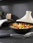 Staub Чугунен Tajine с керамичен капак 28 см -