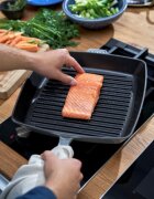 Staub Квадратен грил тиган чугун 30 см Graphite Grey -