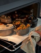 Staub Овален мини-Cocotte чугун 11см/0.25л Black -