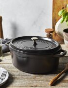 Staub Овален съд за готвене Cocotte чугун 31см/5.5л Black -