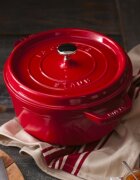 Staub Тенджера за готвене на Cocotte изработена от чугун 24 см/38 л Cherr