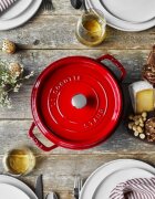 Staub Тенджера за готвене на Cocotte изработена от чугун 24 см/38 л Cherr