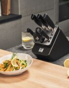 Zwilling Комплект ножове от 7 части с вграден модул за заточване "TWIN Four S