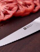 Zwilling Нож на готвача назъбено острие 14 см Pro -