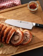 Zwilling Нож Santoku 18 см << Pro>> -