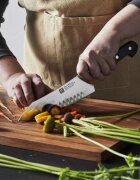 Zwilling Нож Santoku 18 см << Pro>> -