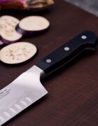 Zwilling Нож Santoku 18 см << Pro>> -