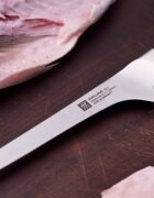 Zwilling Нож за филе 14 см << Pro>> -