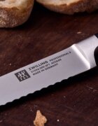 Zwilling Нож за хляб 20 см <<Professional S>> -