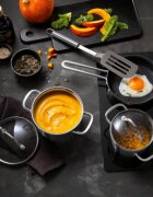 Zwilling Тенджера с капак 14 см " Pico" 1 л - марка