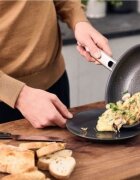 Zwilling Тиган с незалепващо покритие неръждаема стомана 20 см "Joy Plus" -