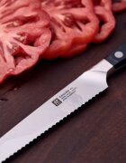 Zwilling Универсален нож назъбено острие 13 см << Pro>> -