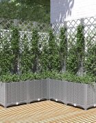 vidaXL Градински сандък с пергола светлосив 120x120x136 см PP