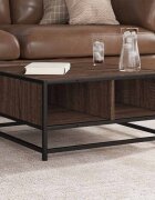 vidaXL Кафе маса кафяв дъб 605x605x30 см инженерно дърво и метал