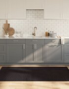 vidaXL Килим правоъгълен тъмнокафяв 100x200 см бамбук