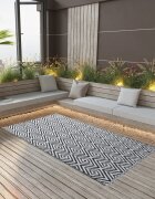 vidaXL Килим за открито ARAKIL бяло и черно 120x180 см PP