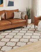 vidaXL Килим за открито и закрито къс косъм шарен 190x300 см