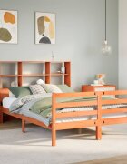 vidaXL Легло с етажерка за книги без матрак 135x190 см дърво масив