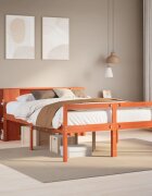 vidaXL Легло с етажерка за книги без матрак 135x190 см дърво масив