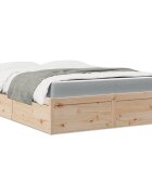 vidaXL Легло с матрак 140x200 см борово дърво масив