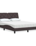 vidaXL Легло с матрак тъмнокафяво 140x200 см плат
