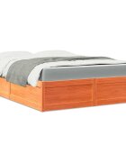 vidaXL Легло с матрак восъчнокафяв 140x200 см борово дърво масив