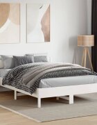vidaXL Рамка за легло без матрак бял 135x190 см бор масив