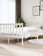 vidaXL Рамка за легло бяла масивно дърво 120x200 см