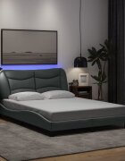 vidaXL Рамка за легло с LED без матрак Hvar 140x200 см плат