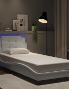 vidaXL Рамка за легло с LED без матрак Zadar бяла 80x200 см