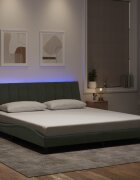 vidaXL Рамка за легло с LED осветление без матрак Hanko светлосива 180x200 см кадифе