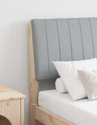 vidaXL Тапицирана табла Светлосиво 120 cm Солидно борово дърво