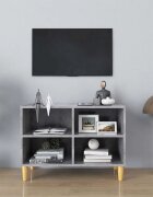 vidaXL ТВ шкаф с крака от дърво масив бетонно сив 695x30x50 см