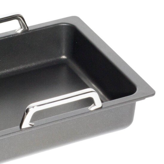 AMT Gastroguss Тава за печене алуминиева с дръжки 27 x 33 см GN 1/2 - AMT Gastrog