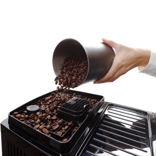 DeLonghi Автоматична еспресо машина 1450W "Magnifica Start" Черно -