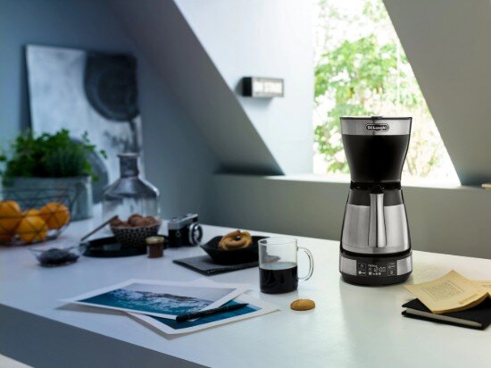 DeLonghi Кафемашина ICM16731 1200 W Silver Black -