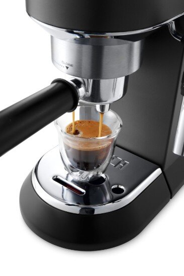 DeLonghi Ръчна еспресо машина 1300W "Dedica" черна - De'Longhi