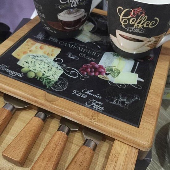 Easy Life Комплект "World of cheese" от 6 части за сервиране на сирена 25 х 25