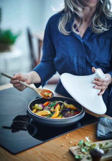 Emile Henry "Delight" Tajine 275 см/2 л White&Slate -
