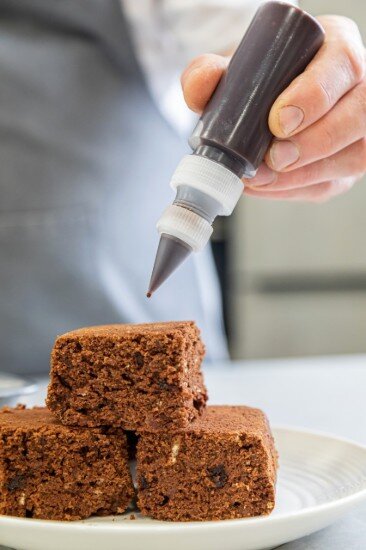 Kitchen Craft Комплект 2 прибора за декориране на десерти с глазура – произведени от