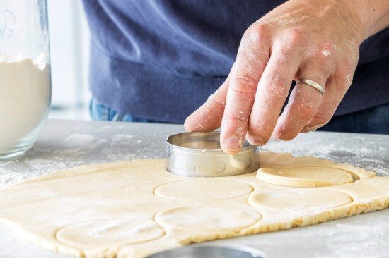 Kitchen Craft Кръгла резачка за сладки 75 см -