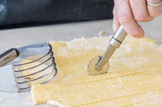 Kitchen Craft Прибор за нарязване на тесто 16 см неръждаема стомана - от Kitchen C