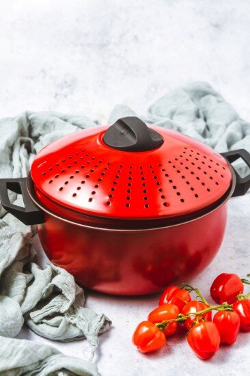 Kitchen Craft Тенджера от въглеродна стомана за варене на паста 4л червена - от Kit