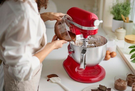 KitchenAid Artisan миксер с купа 5.6L Модел 60 Empire Red -
